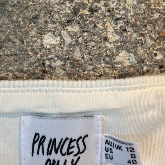 Princess Polly White Ribbed Bodysuit With Square Neckline & Sleeveless Design Si - Picture 4 of 6